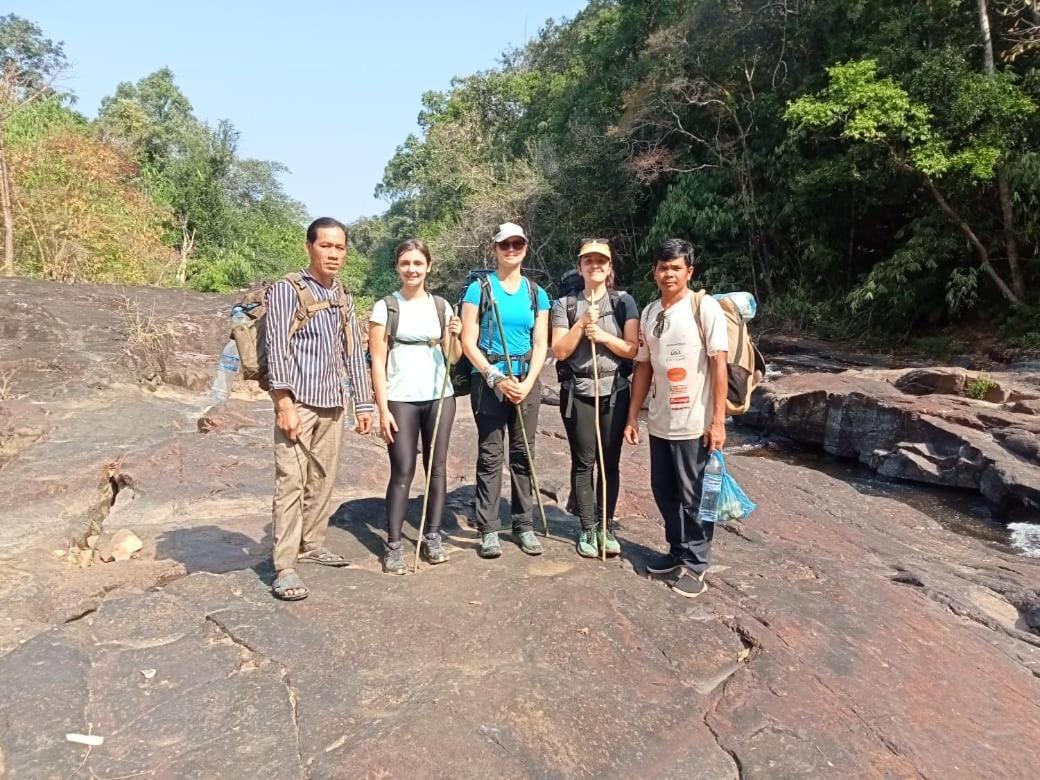 Ratanakiri Farmhouse & Trekking Banlung Экстерьер фото