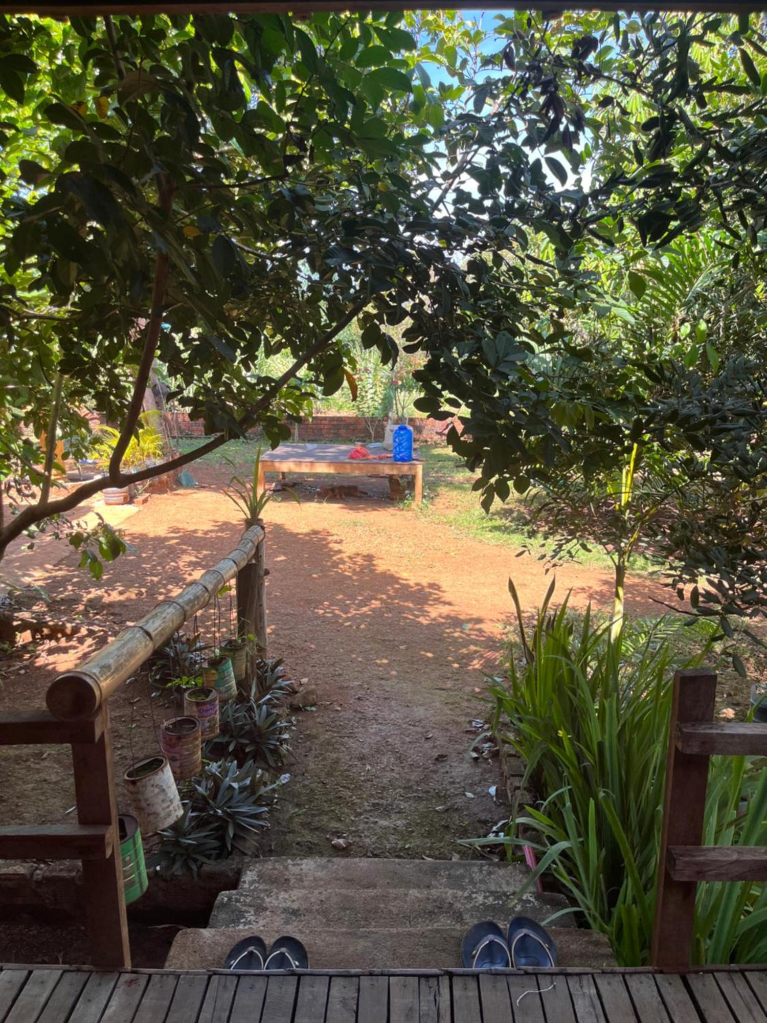 Ratanakiri Farmhouse & Trekking Banlung Экстерьер фото