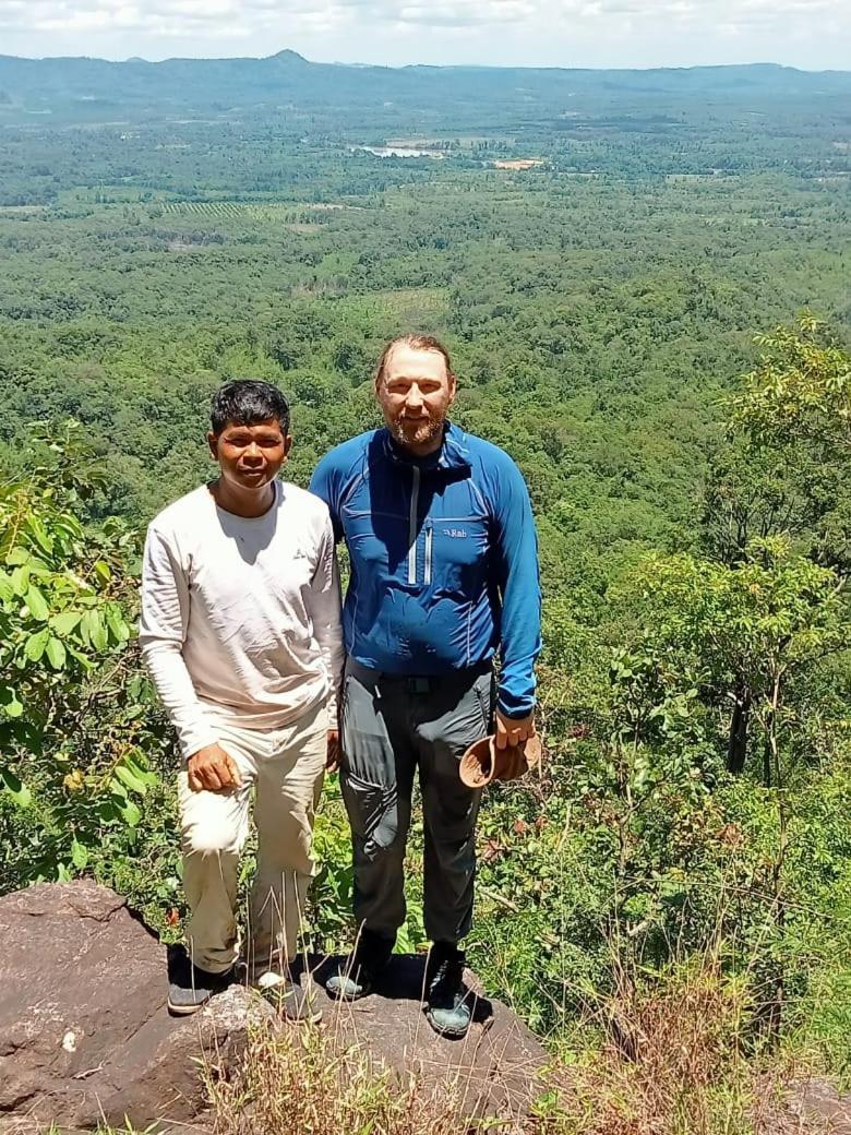 Ratanakiri Farmhouse & Trekking Banlung Экстерьер фото